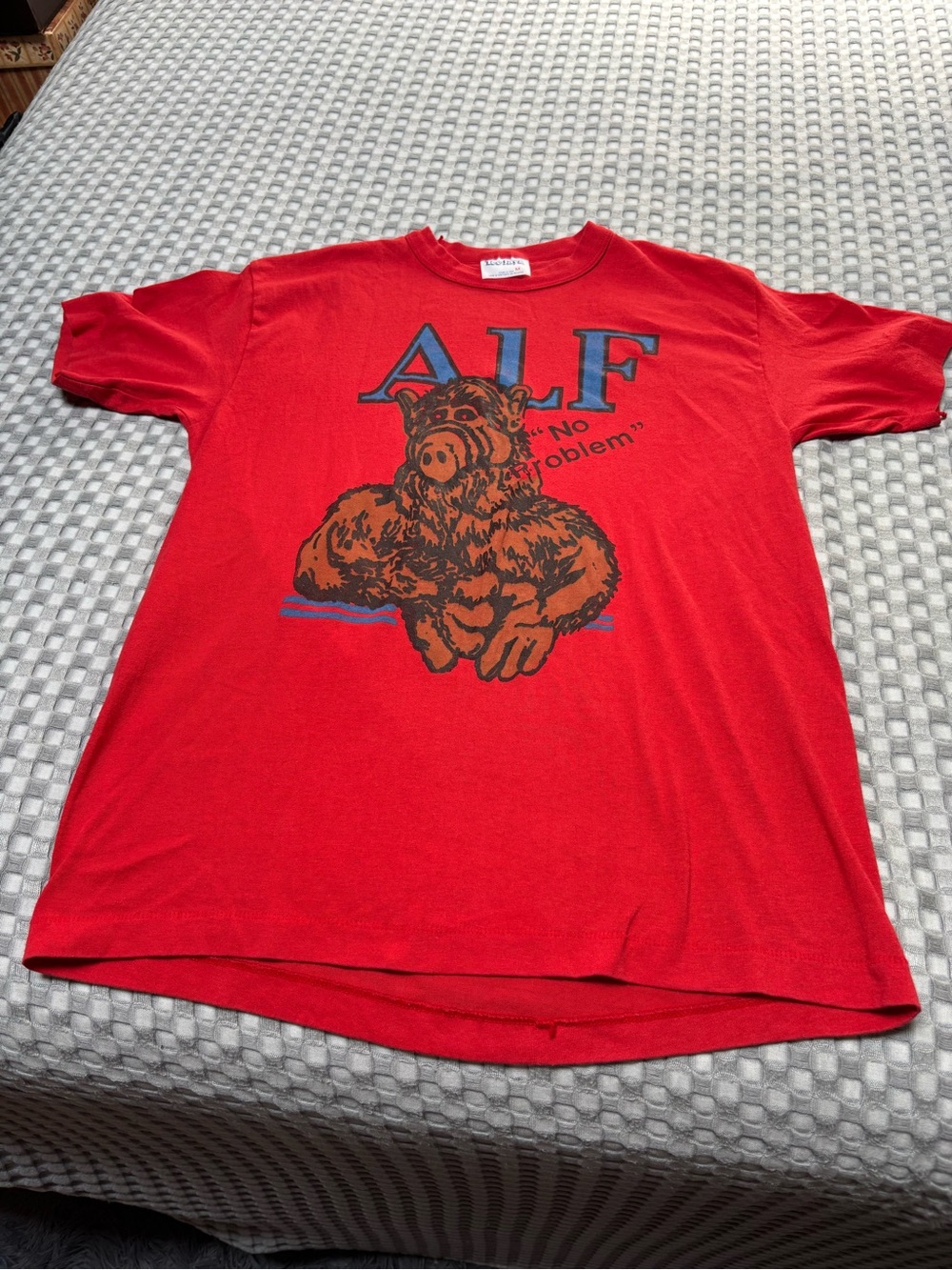 Vintage ALF Single Stitch Tee Shirt T- “No Problem “ Medium